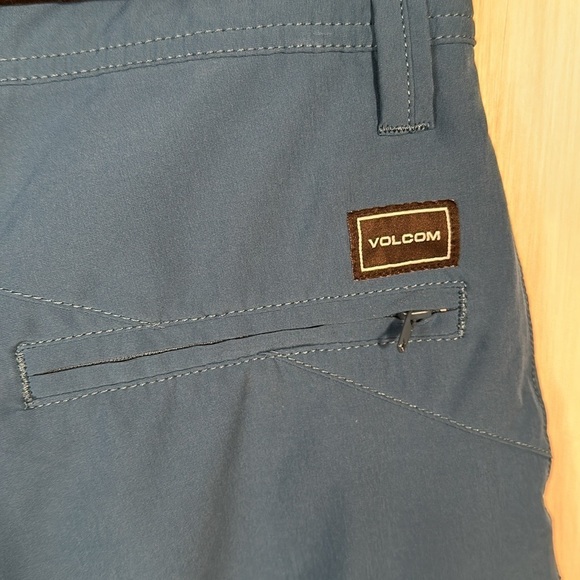 Men’s Volcom Teal Active Wear Shorts Size 28 Camping Outdoors Climbing Hiking - Picture 9 of 12
